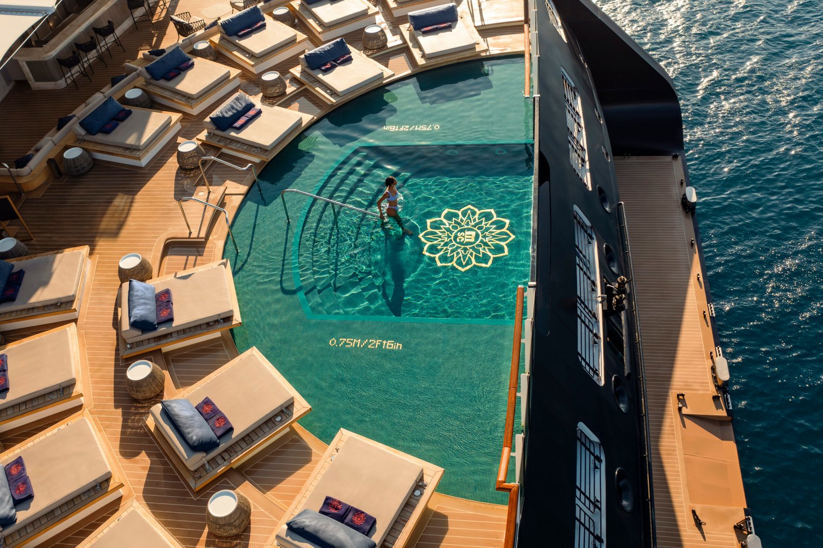 Asten infinity pool