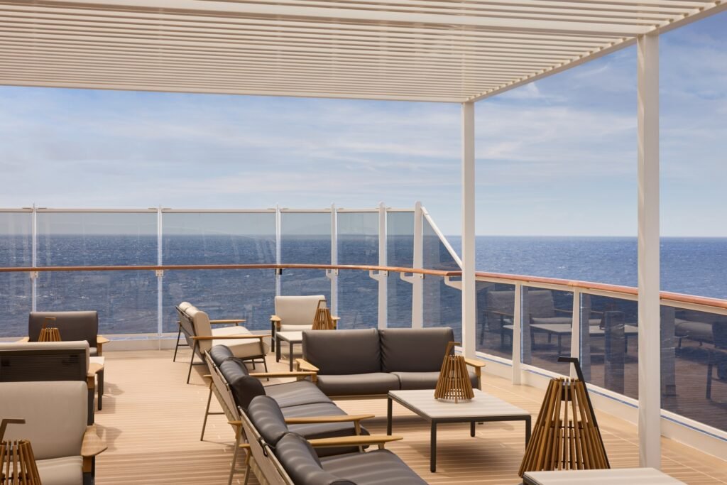 Explora Sky Bar & Lounge